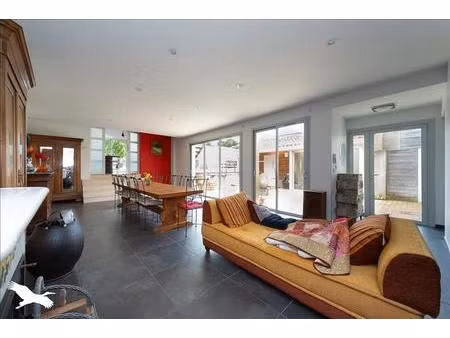 vente maison 6 pièces 278 m² cavignac (33620)