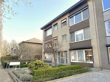 appartement te koop in schoten met 2 slaapkamers