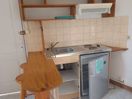 location appartement 1 pièce 35 m² à branne (33420)