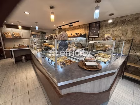 fonds de commerce - 167 m²