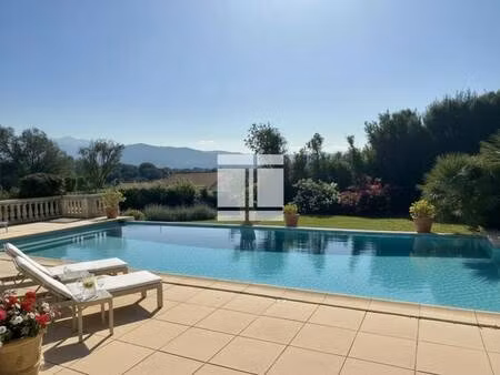 villa à vendre