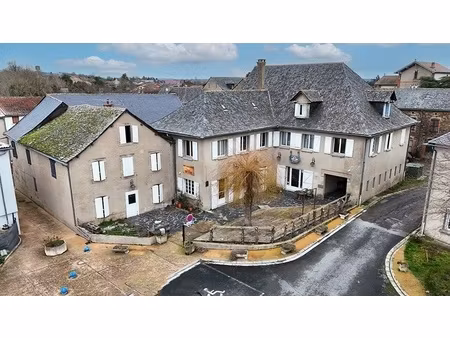 maison 21 pièces - 860 m²