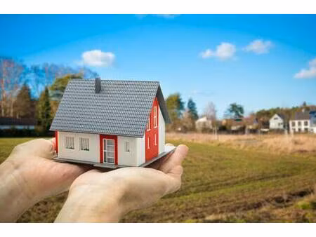 terrain constructible viabilisé à vendre