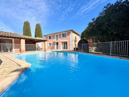 proche vaison - charmante maison avec piscine