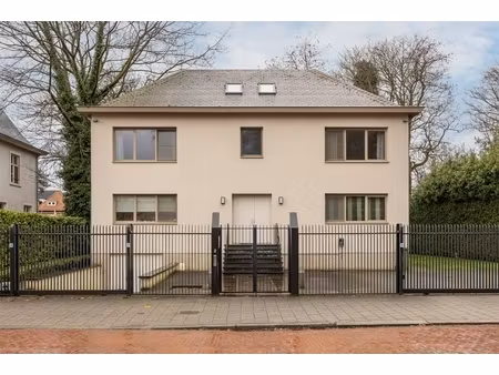 huis te koop in wilrijk met 5 slaapkamers