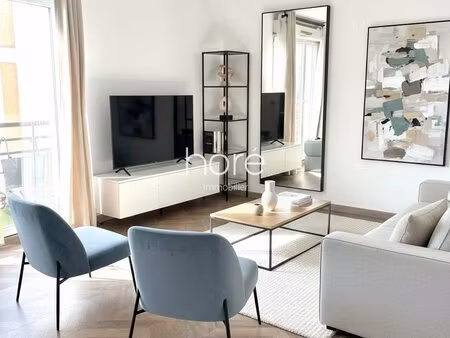 dernier étage - appartement 3 pièces avec terrasse