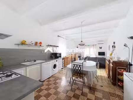 sud ardèche - saint andré de cruzières : maison en pierre  terrasse avec vue
