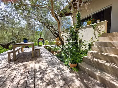 vente maison 8 pièces 156 m² villeneuve (04180)