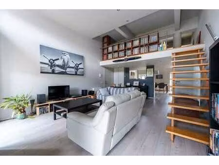 appartement 2 ch à court-saint-étienne  lumineux (45)