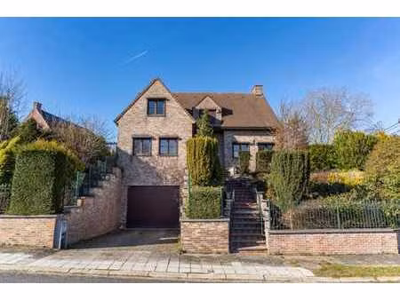 ermite - spacieuse villa 4ch + bureau avec atelier/entrepot