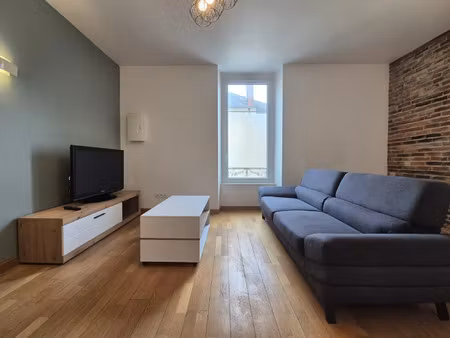 location appartement 2 pièces meublé à candé (49440) : à louer 2 pièces meublé / 50m² cand