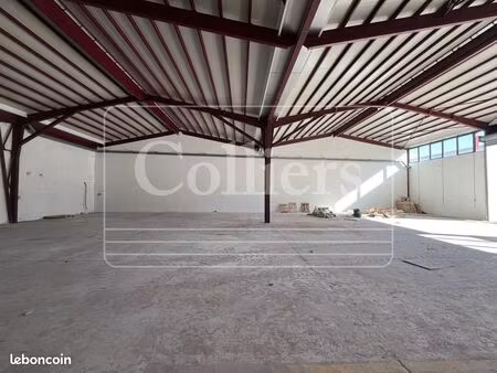 local industriel 400 m²