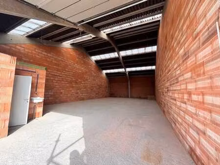 magnifique entrepot - la louviere