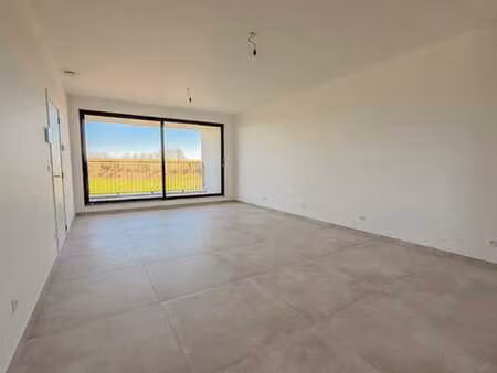 appartement totalement neuf 3 chambres au 1er etage