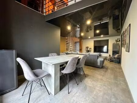 duplex avec rez de bureau