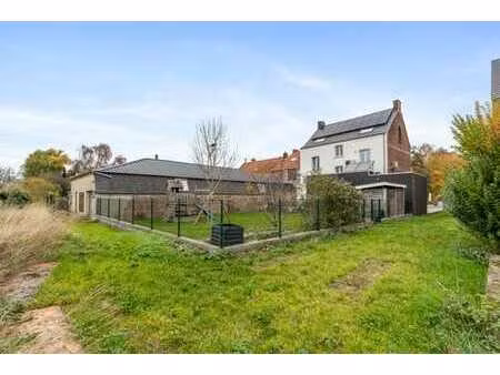 salle de fete avec maison!