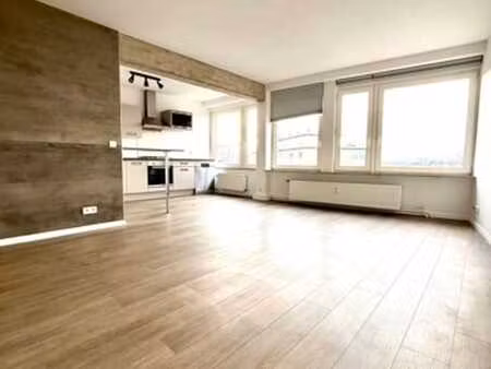 appartement 2 chambres entièrement rénové – grivegnée