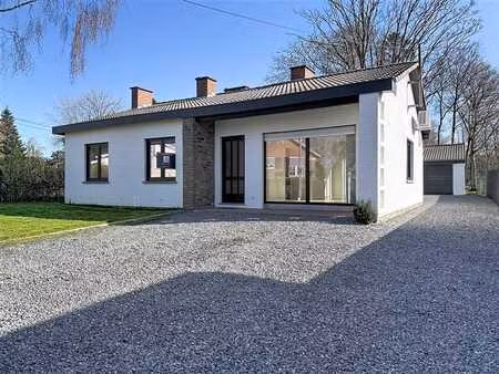 option ! magnifique bungalow 3 chambres entièrement rénové