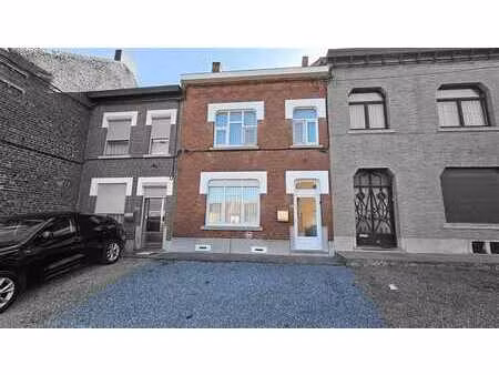 chouette maison habitable rapidement + jardin