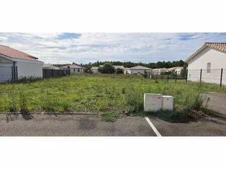 terrain constructible viabilisé à vendre