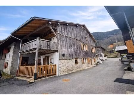 maison mitoyenne à nancy-sur-cluses