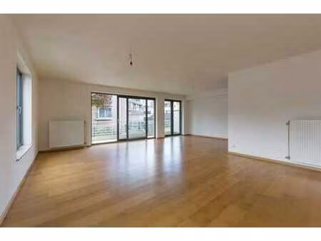 proximité otan  appart 3 chambres avec terrasse et parking