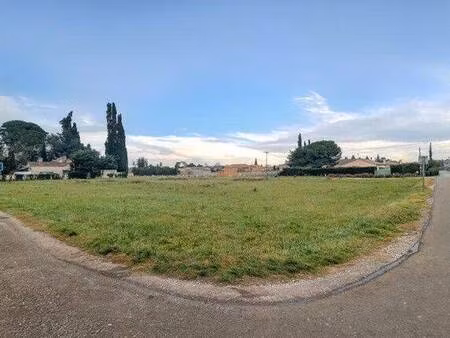 terrain constructible viabilisé à vendre