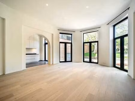 woluwe-saint-pierre i montgomery