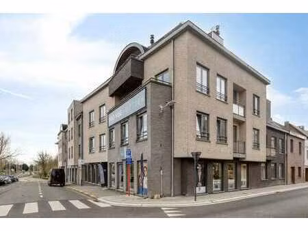 hoekappartement op vlot bereikbare locatie