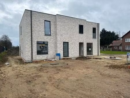 maison à louer à bocholt € 1.500 (lm4li) | zimmo