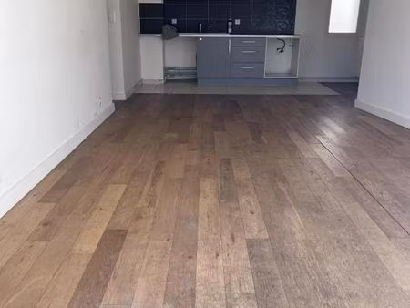 t3 / 62m² / sèvres-rive-gauche (ligne n)