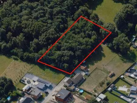 terrain à vendre dans cadre verdoyant as