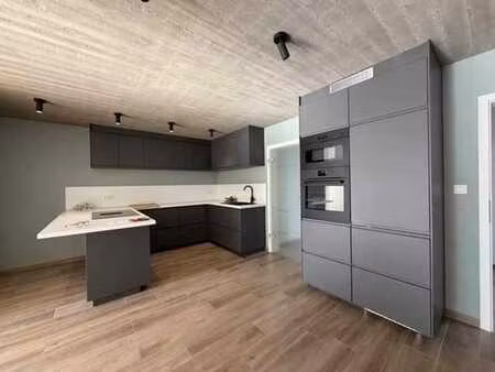 maison rénovée 2 chambres