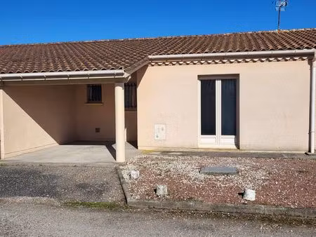 1 maison mitoyenne à vendre sur macau