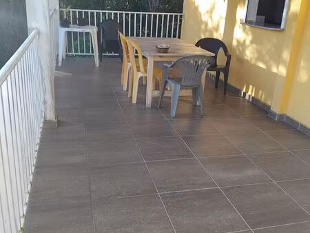 appartement t2 sainte anne