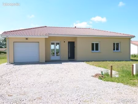 maison individuelle toute neuve  très lumineuse  au calme  105m²  plain pied  3 chambres  