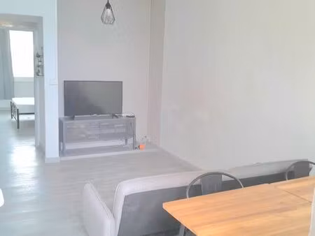 appartement 2 chambres plus parking meublé