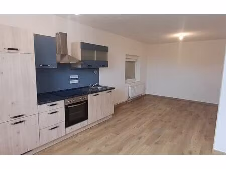 location appartement  63 m² t-3 à aumetz  940 €
