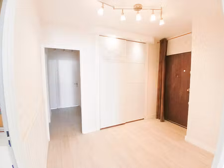 nanterre 3 pieces avec balcon