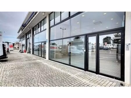 location commerce 1 150 m²