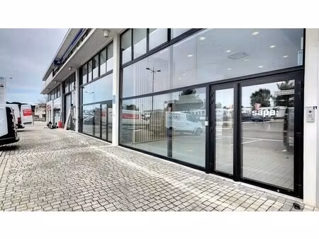 location commerce puget sur argens 83480 1150m²