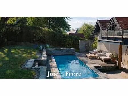 villa avec piscine et jardin annecy-le-vieux (74)