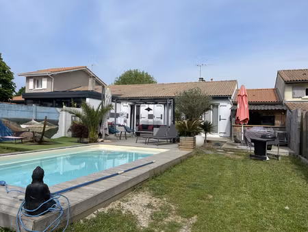 maison de plain pied au calme à deux pas du centre