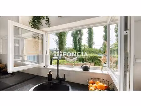 a thomery  un loft intime en bord de seine