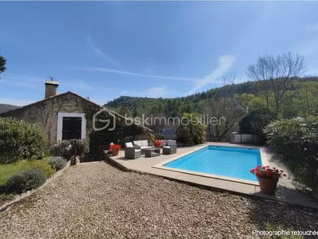 maison de charme avec piscine – 4 chambres – 105 m²