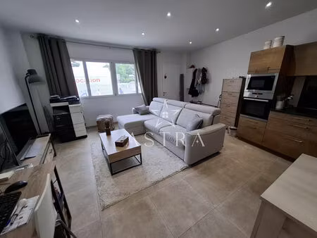 maison de ville 6 pièces excellent état - 117 m²