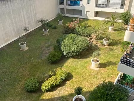 t3 standing castellane