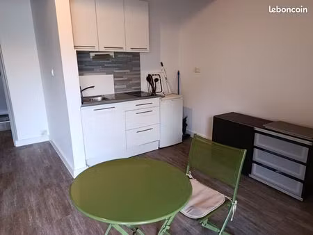 location studio meublé de 28m² en plein centre de bouvron