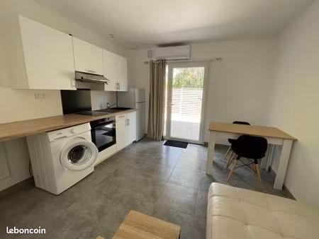 loue maisonnette meublee t2 a quincay