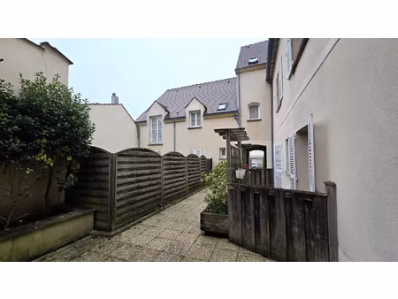 en exclusivité sur limour - plein coeur du centre ville - 2